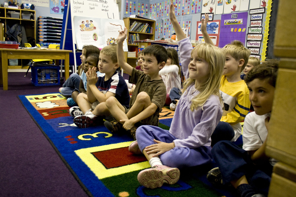 By woodleywonderworks - kindergarten is fun, CC BY 2.0, https://commons.wikimedia.org/w/index.php?curid=41291481